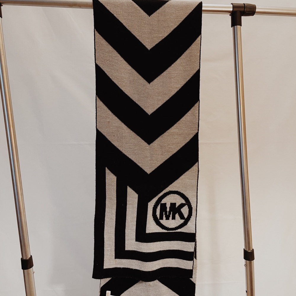 Michael Kors Scarf